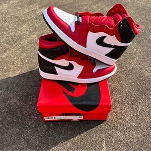 Women’s Nike Air Jordan 1 High Satin Snake New Size 7W Red/Black/White